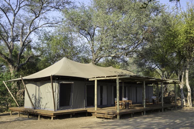 Ruckomechi Camp